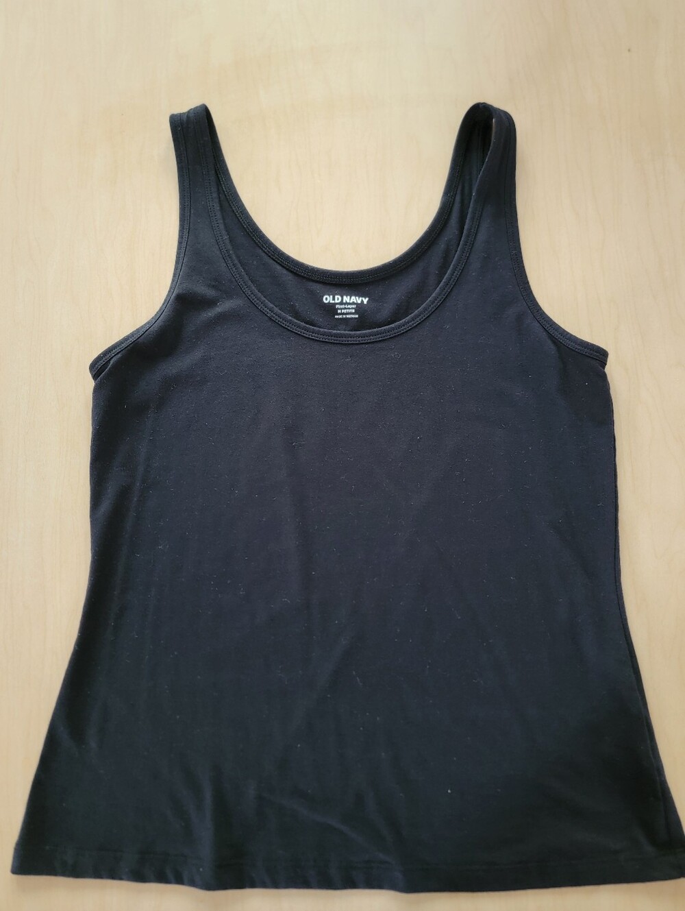 Old Navy First-Layer Black Scoop Neck Tank - Solid Stretch Cotton Medium Petite